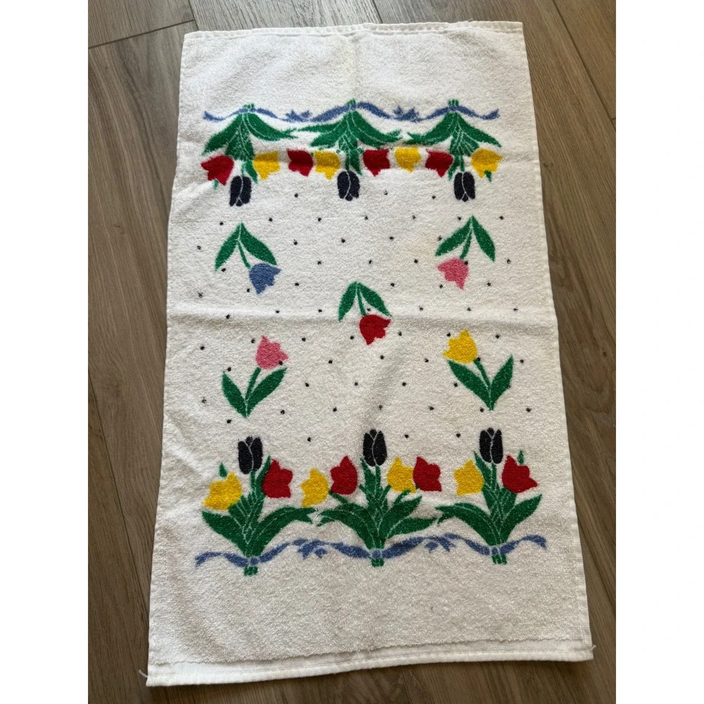Vintage Kitchen Towel Set of 3 Hearts Tulips Teapot Crocheted Hanging Kitsch